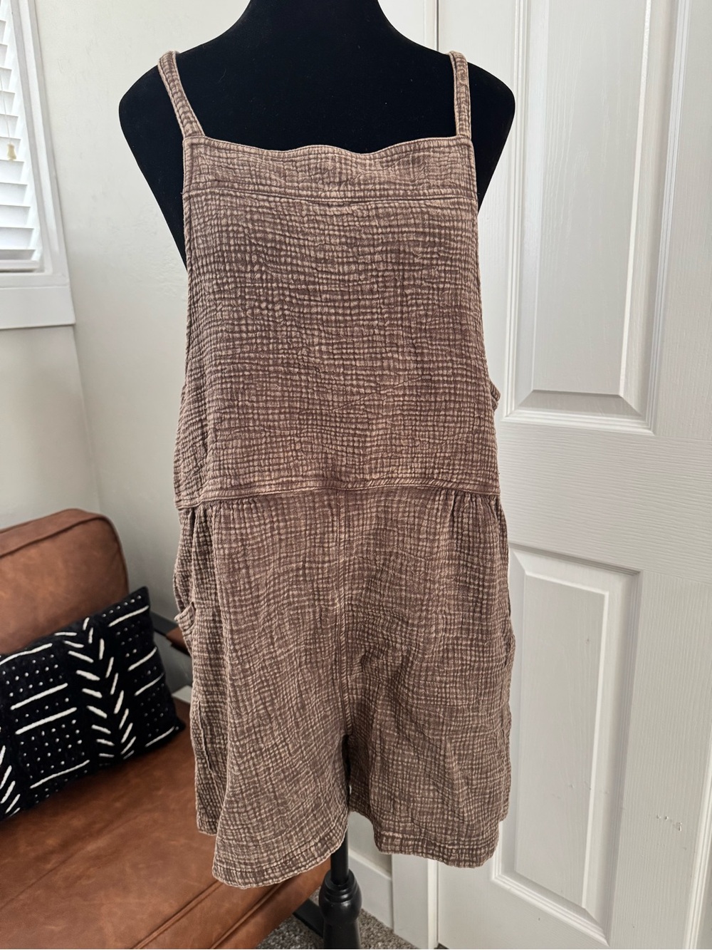 Zenana Outfitters Textured Taupe Sleeveless Romper